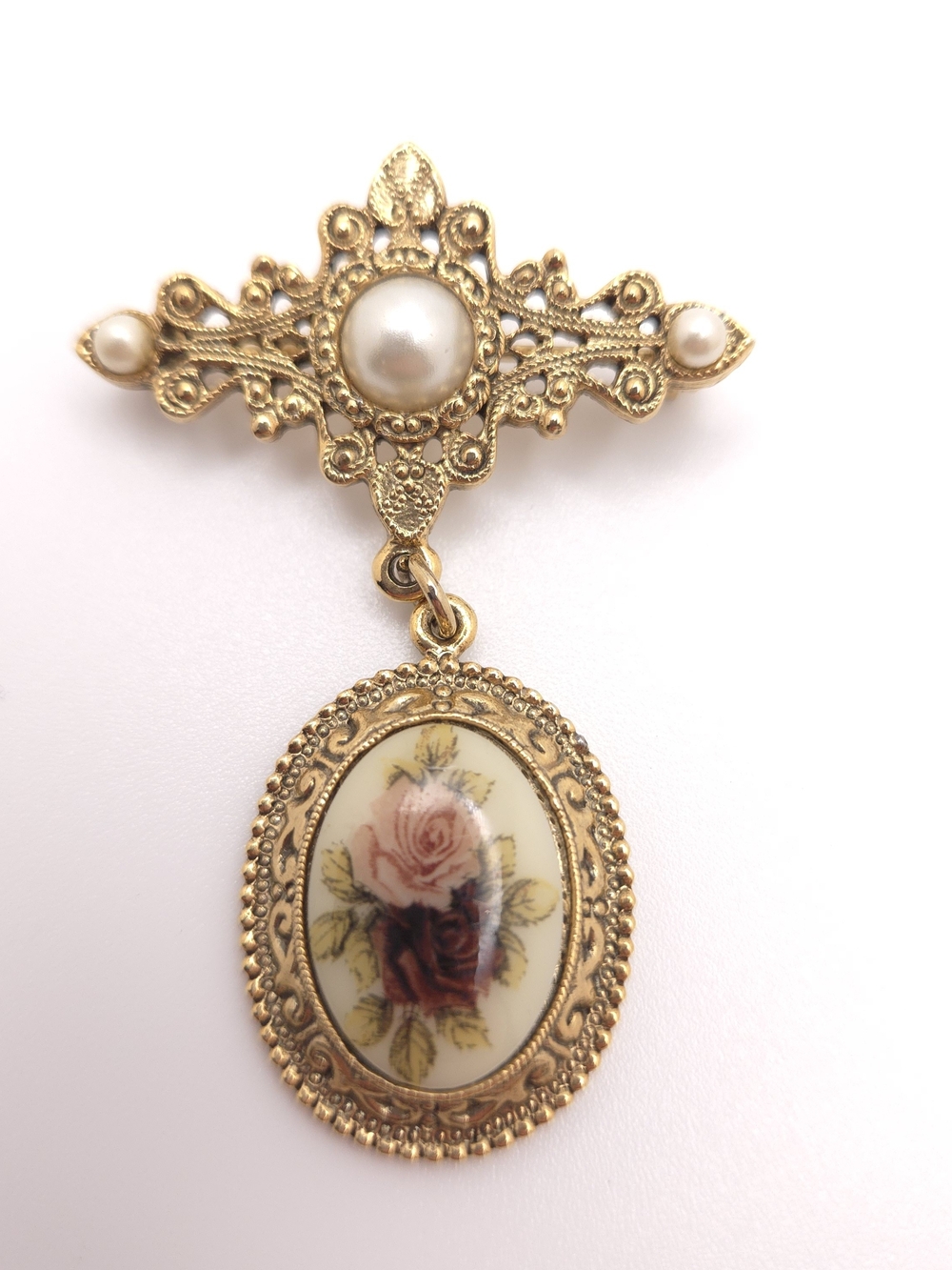 Gold-Tone Faux Pearl & Rose Cameo Brooch Pendant
